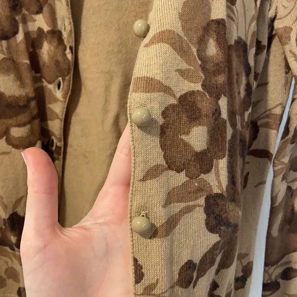 Super Soft Talbots Floral Print Cardigan Size P - Picture 7 of 11